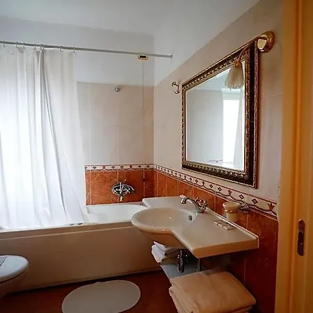 Grand Osman Hotel