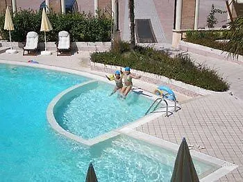 Grand Osman Ristorante Il Danubio 호텔 4*