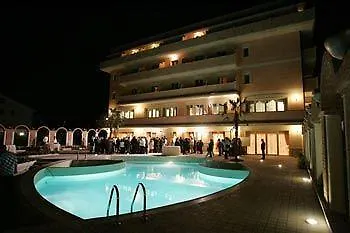 Grand Osman Ristorante Il Danubio Ξενοδοχείο Atena Lucana