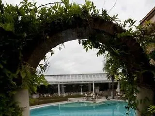 호텔 Grand Osman Ristorante Il Danubio 4*