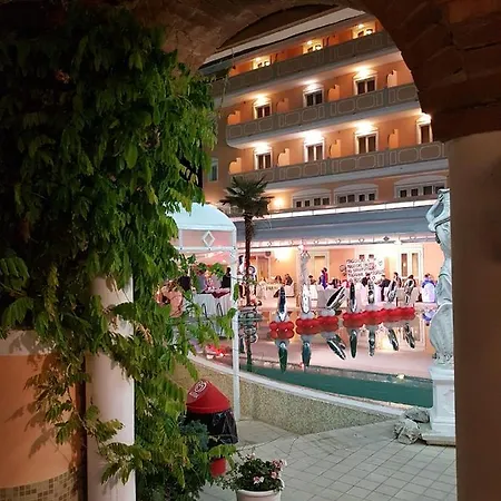 Grand Osman&spa E Ristorante Il Danubio Hotel 4*