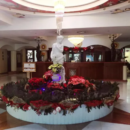Hotel Grand Osman&spa E Ristorante Il Danubio 4*